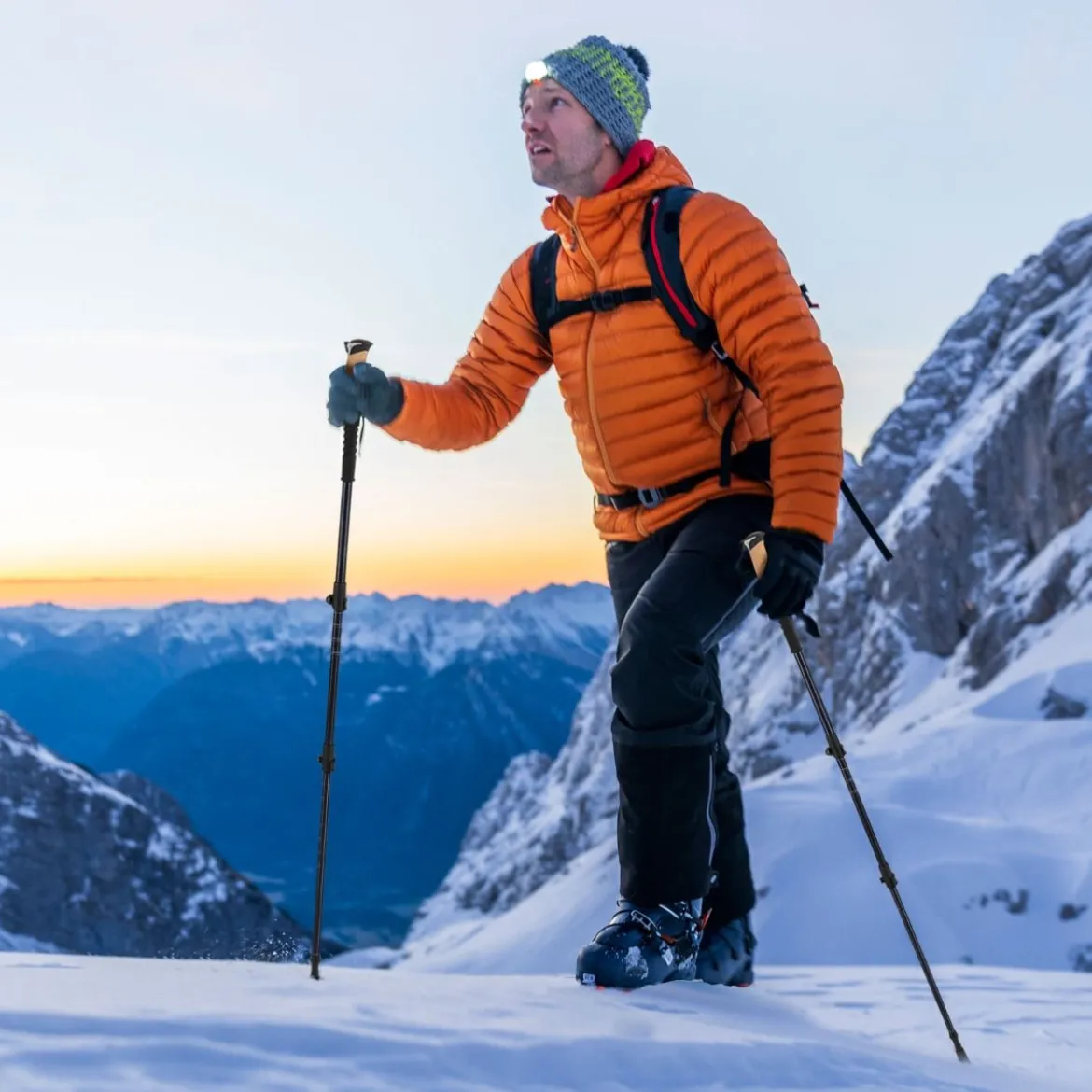 Alu Trekkingstöcke mit EVA- & Naturkork-Griffen Ausziehbares WanderstöckeWalking Stöcke Schwarz