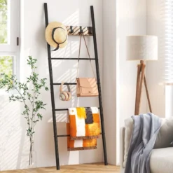 An der Wand lehnende Deckenleiter 5-stufiges Leiterregal mit 5 abnehmbaren Haken Rustikales Braun