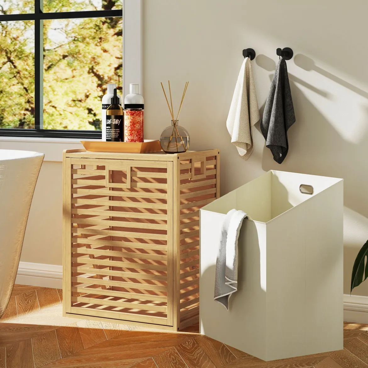 Badregal mit Wäschekorb 68 L Regal aus Bambus Badschrank mit Ablage Natur 50 x 35 x 64 cm