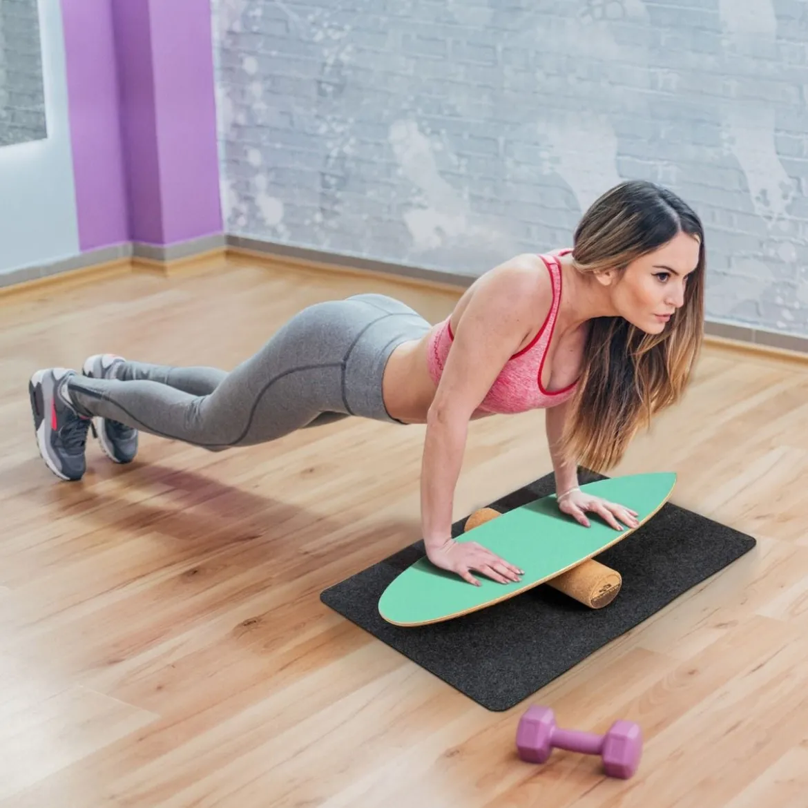 Balance Board aus Holz Balancebrett Balance Trainer Trickboard für zuhause inkl. Korkrolle