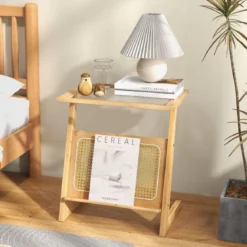 Bambus Beistelltisch mit Rattan Zeitschriftenhalter & Glasplatte Z-förmiger Couchtisch Sofatisch