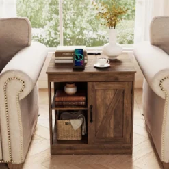 Bauernhaus Nachtisch mit Ladestation Nachtschrank mit verstellbarem Regal Schrank Braun
