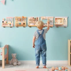 Busy board im Zugform für Kinder Wandmontiertes Activity Board mit Kommode Werkzeugkasten Spielküche Bunt