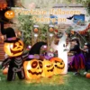 226 cm Aufblasbare Halloween-Dekoration mit LED-Leuchten Geister- und Hexenhüten