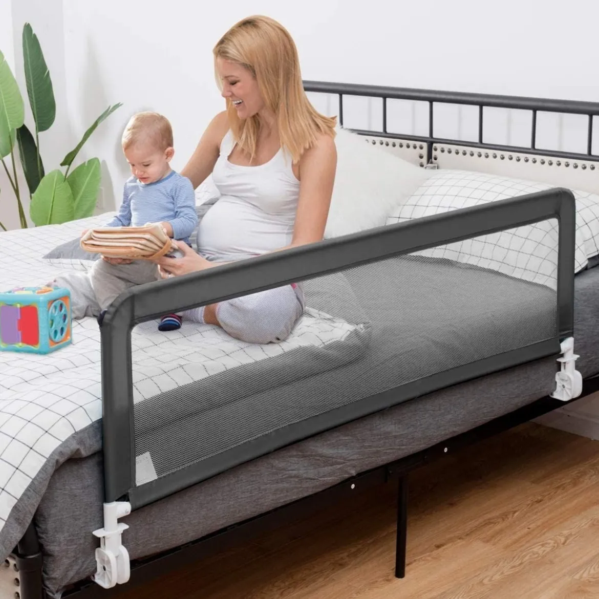 120cm Höhenverstellbares Bettschutzgitter mit Befestigungsgurt geeignet für Doppelmatratzen Grau