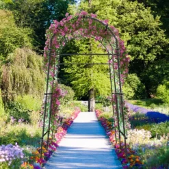230 cm Hoher Gartenbogen für Kletterpflanzen mit PE-beschichteter Metallstruktur Rankhilfe