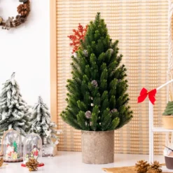 47 cm hoher realistischer Mini-WeihnachtsbaumKünstlicher Tisch-Weihnachtsbaum Grün