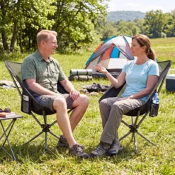 Drehbarer Campingstuhl Faltbarer Klappstuhl bis 150 kg Belastbar mit Getränkehalter & Seitentasche Schwarz