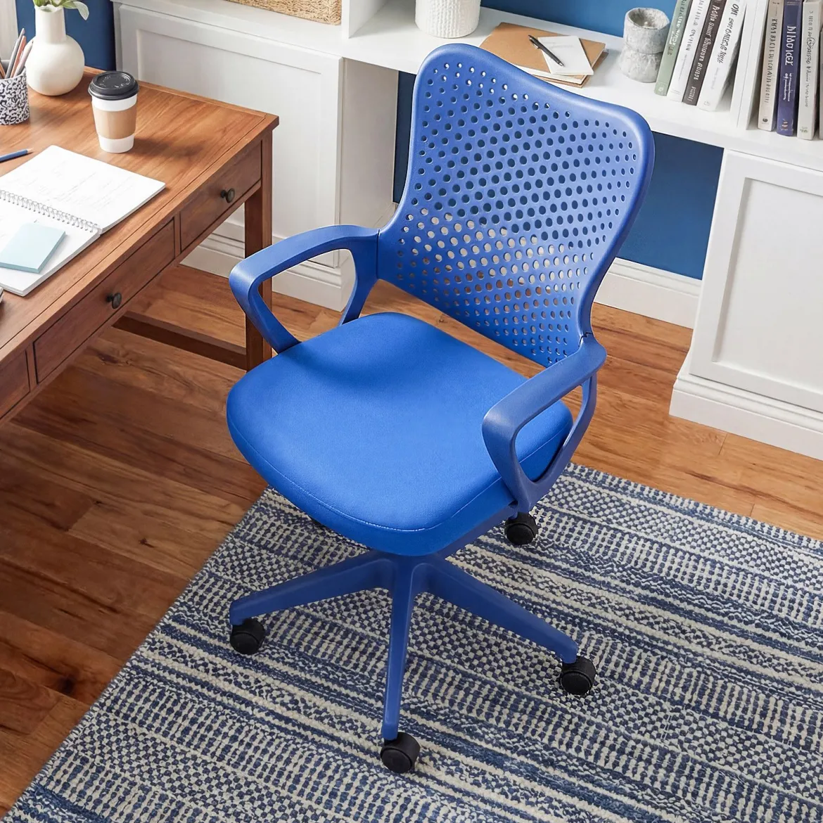 Ergonomischer Bürostuhl mit Atmungsaktive Mesh-Rückenlehne Höhenverstellbarer Drehstuhl Blau
