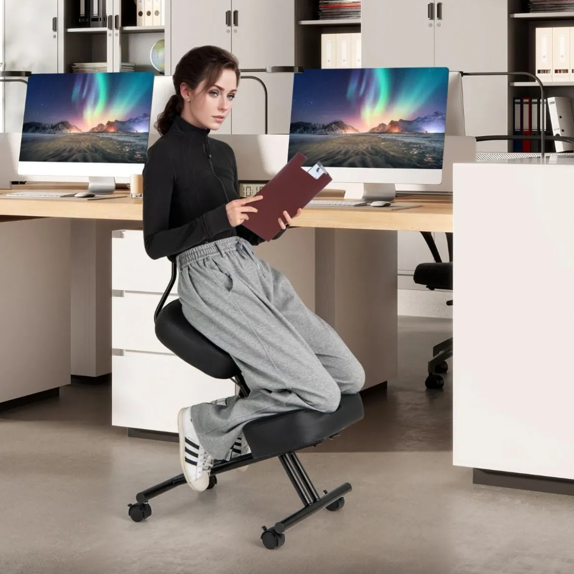 Ergonomischer Kniestuhl mit Schrägem Sitz zur Schmerzlinderung Orthopädischer Bürostuhl