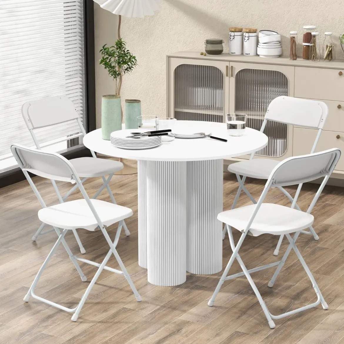 4er Set Metall Klappstühle mit Kunststoffsitz & Rückenlehne Tragbare Terrassenstühle Weiß