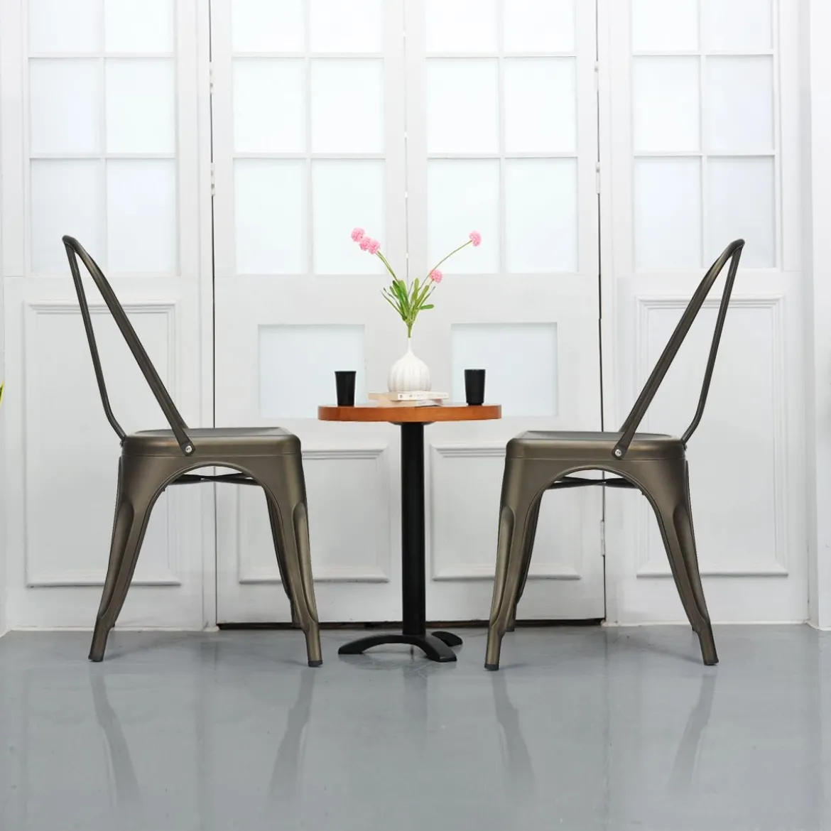 4er Set Stapelbare Esszimmerstühle aus Metall Vintage Bistrostuhl mit Rückenlehne Rotguss