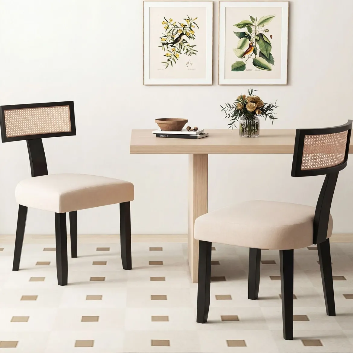 Esszimmerstuhl Küchenstuhl mit Rattan Rückenlehne gepolsterter Sitz & Holzbeine Schwarz