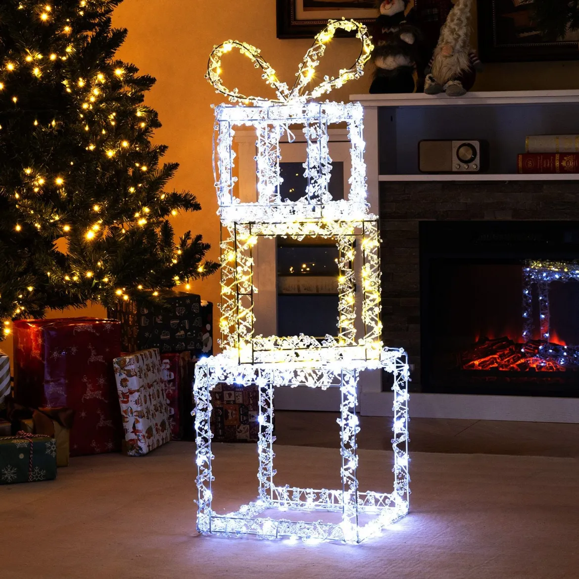 Gestapelte beleuchtete Geschenkboxen 3er-Set Weihnachtsgeschenkboxen mit warmweißen & kaltweißen LED-Lichtern Mehrfarbig
