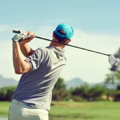Golf Driver für Herren 460CC Golfschläger aus Aluminium für Rechtshänder mit Schlägerhaube & Graphitschaft