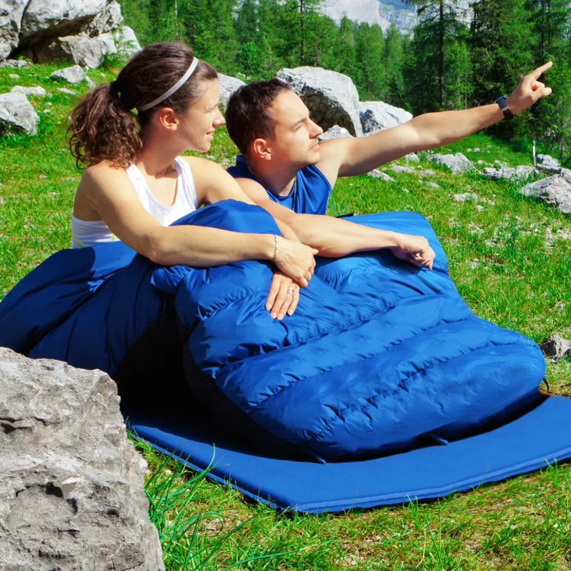 Goplus Doppelschlafsack 2 Personen XL Deckenschlafsack Schlafsack mit 2 Kissen Schwarz/Blau 220 x150 cm