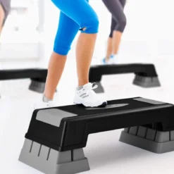 Höhenverstellbarer Aerobic Stepper mit 3 Stufen 12 / 17 / 22 cm Fitness Stepper Grau
