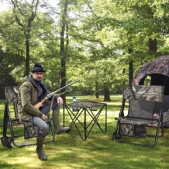 Hoch Belastbarer Tragbarer & Stahlrahmen für Draußen Campingtisch mit 2 Getränkehalter 47x47x45cm Tarnmuster
