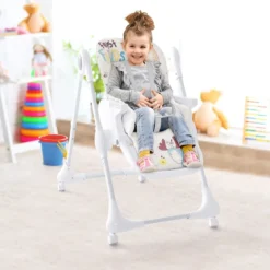 3-in-1-Babyhochstuhl mit 5-fach verstellbarer Fußstütze 3-fach verstellbarer Rückenlehne & 4 Universalrädern Beige