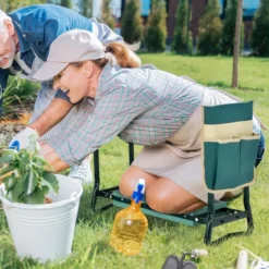 2 in 1 Klappbare Kniebank für Gartenarbeit mit EVE-Polster & 1 Werkzeugtasche Gartenhocker Grün