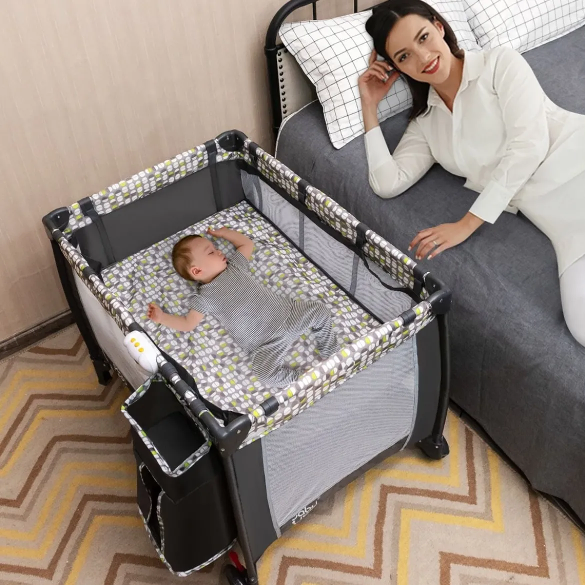 3 in 1 Klappbares Reisebett & Wickeltisch & Laufstall mit Abnehmbarem Moskitonetz