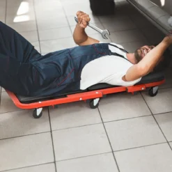 2 in 1 Rollbrett Werkstatt Montagerollbrett mit 6 Rollen & Gepolstertem Sitz bis 160 kg Belastbar Schwarz