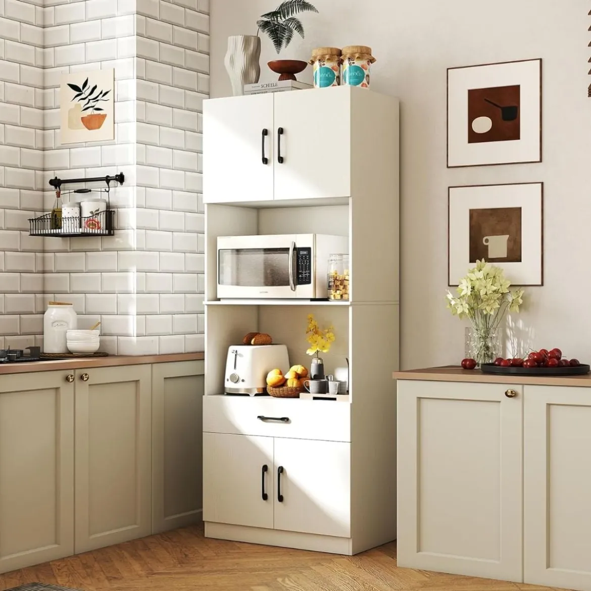 Küchenschrank 168 cm Buffetschrank mit Ladestation 1 USB & 1 Typ-C Vorratsschrank Küche mit 4 Türen Weiß