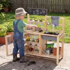 Kinder Matschküche Outdoor Kinderspielküche mit Herd Spüle Wassertank Pflanztöpfen und Kreidetafel