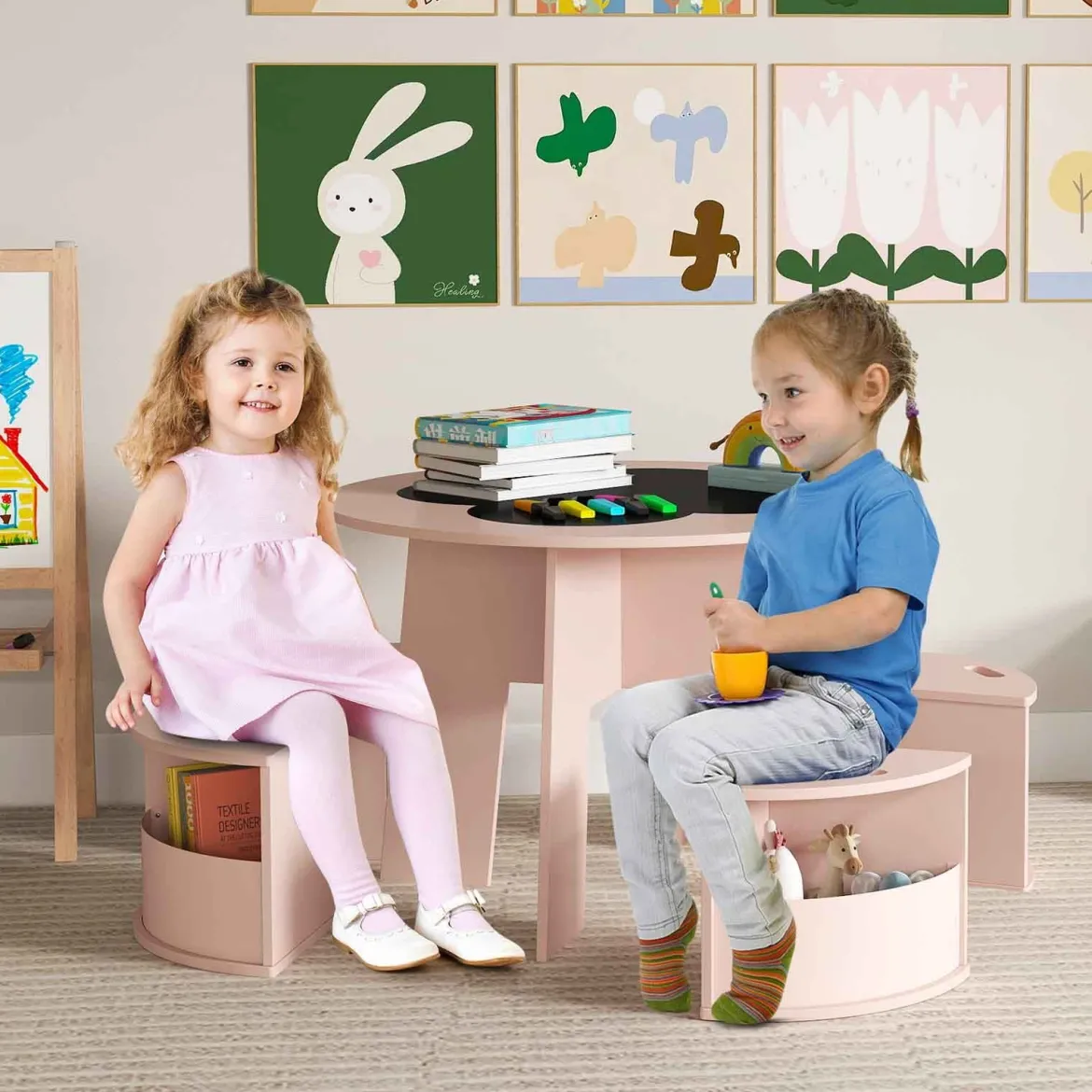 Kindertisch und Stuhl Set rund 5 teilige Kindersitzgruppe aus Holz mit 4 Stauraumhocker Rosa