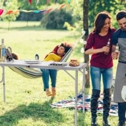 klappbarer Campingrtisch Aluminium Klapptisch 240 x 60 cm Picknicktisch Gartentisch für Indoor- und Outdoor Silber