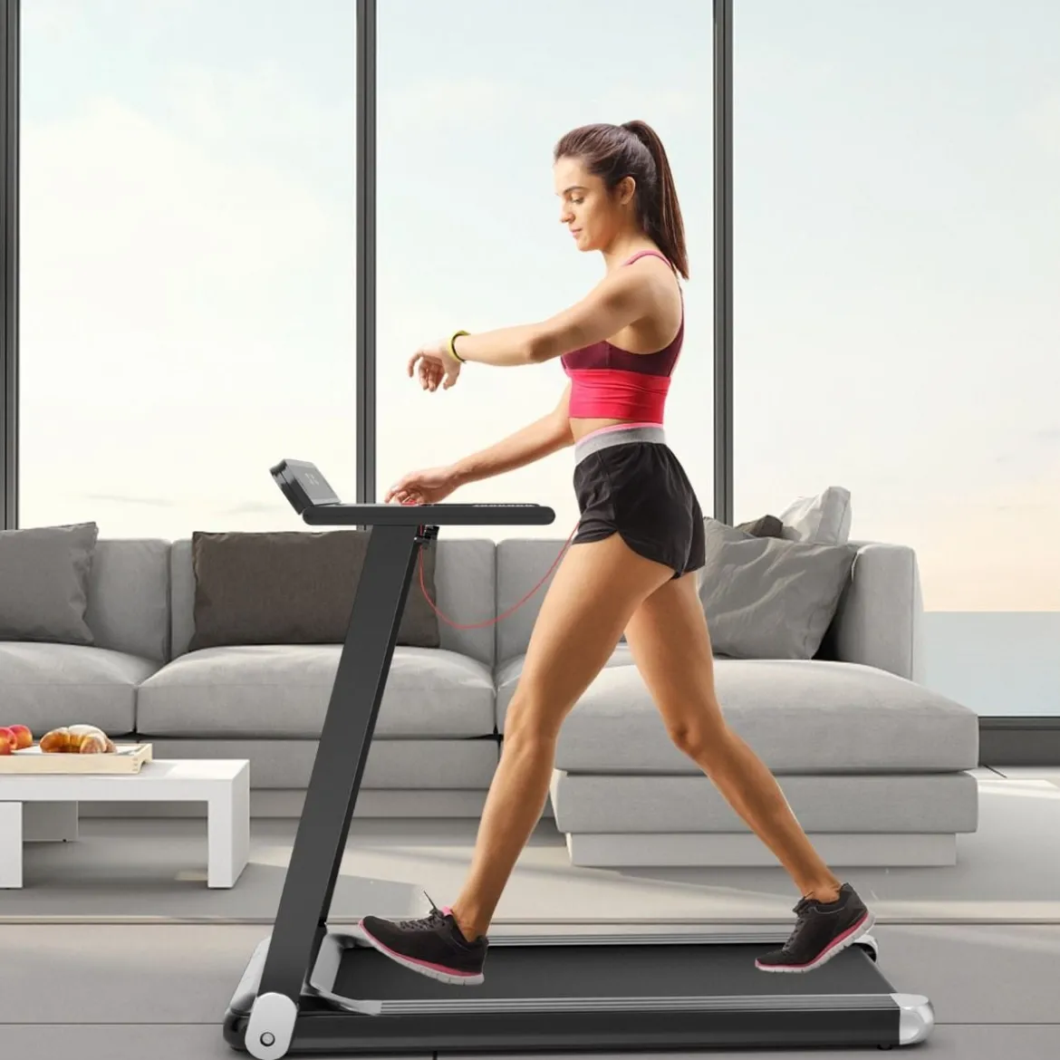Klappbares Laufband für Zuhause mit Bluetooth-Lautsprecher & LED-Anzeige und Gerätehalter Silbern