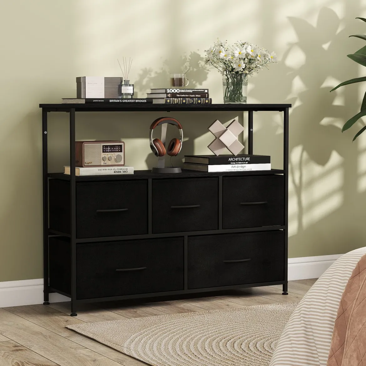 Kommode breiter Schrank mit 2 offenen Holzregalen 5 Schubladen & robustem Metallrahmen Schwarz