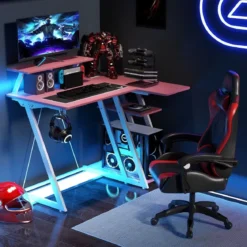 L-förmiger Gaming-Schreibtisch mit Steckdosen & USB-Anschlüssen mit Monitorregal Computertisch