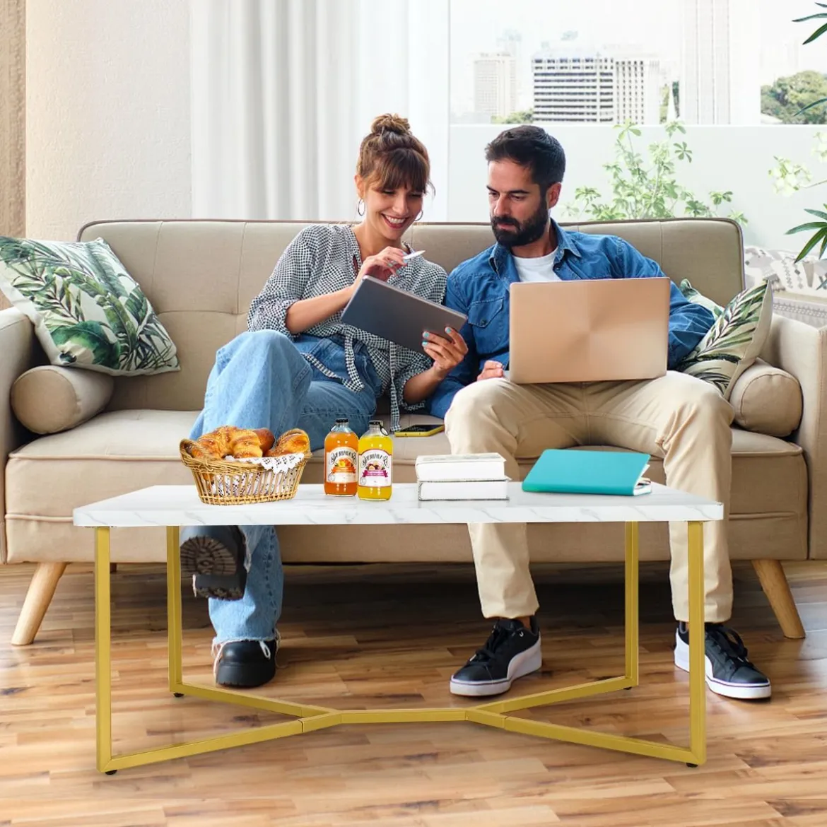 Marmor Optik Couchtisch mit Goldenem Metallgestell & Verstellbaren Fußpolstern Kaffeetisch