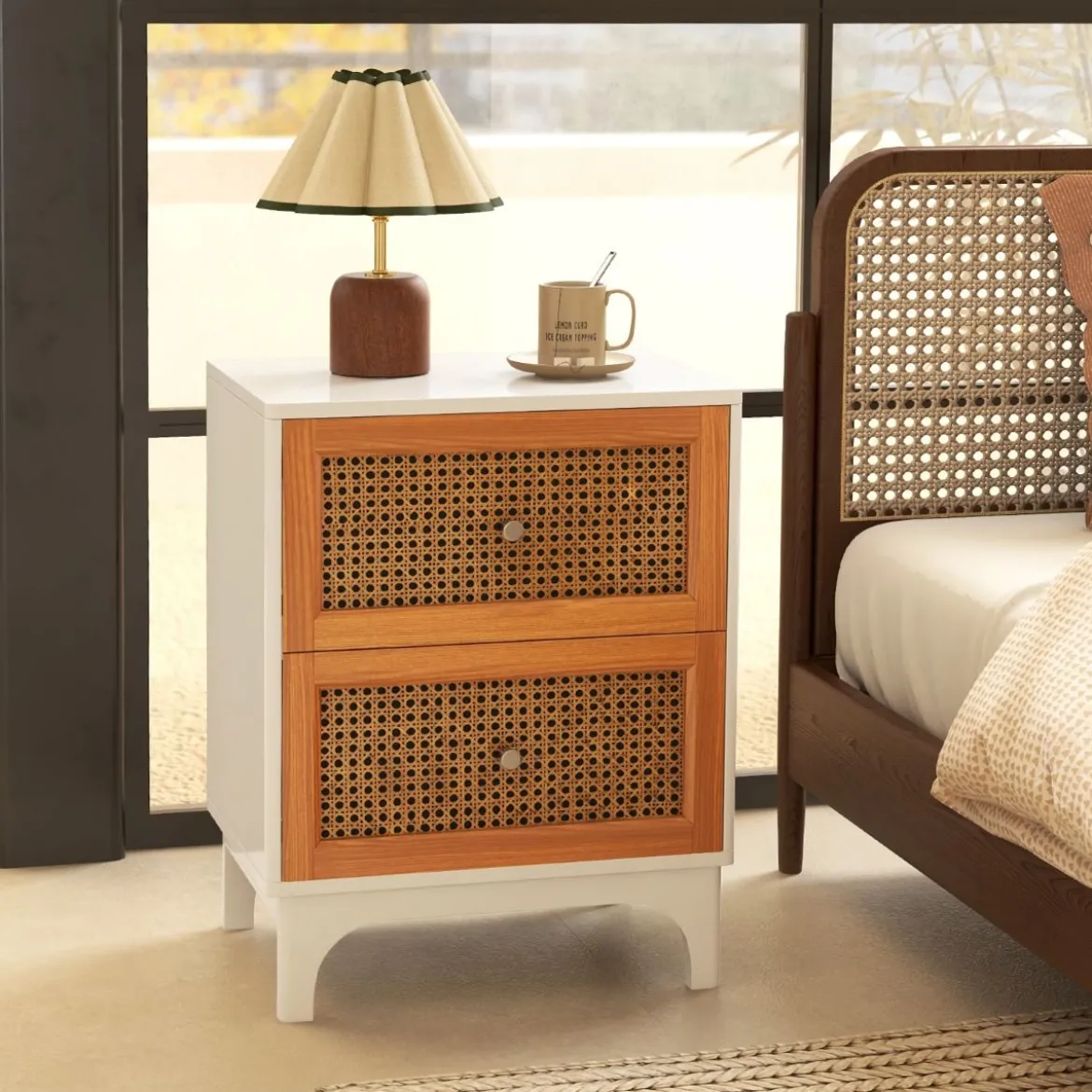 Nachttisch Rattan Nachtschrank mit 2 Schubladen Beistelltisch mit Massivholzbeinen 46 x 33 x 59,5 cm Weiß + Braun