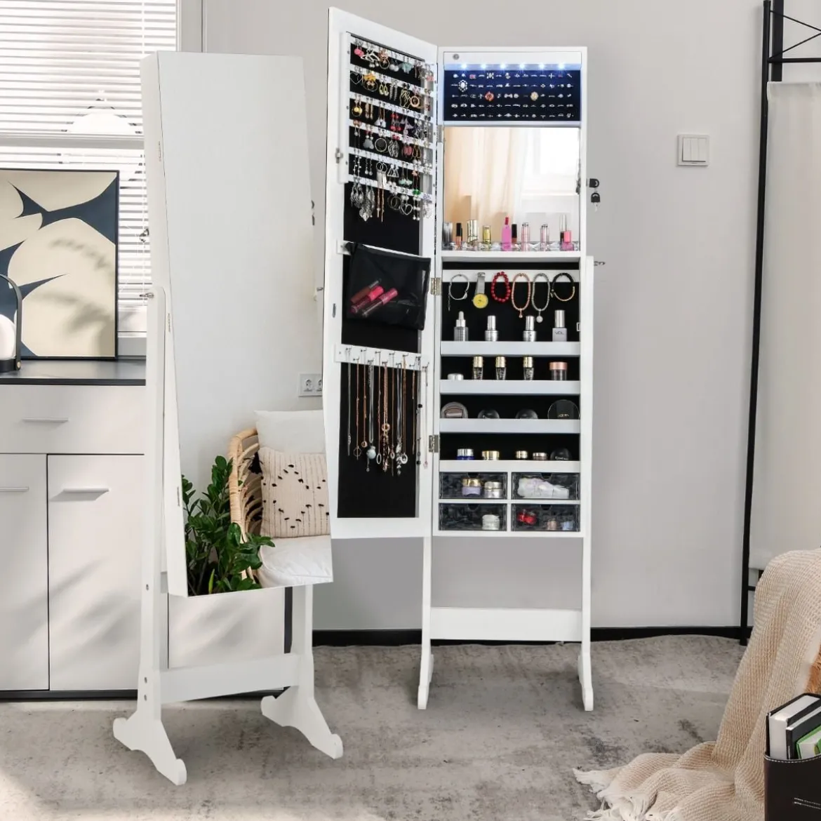 Neigungsverstellbarer Schmuckschrank mit ganzkörperspiegel & LED-Leuchten Weiß