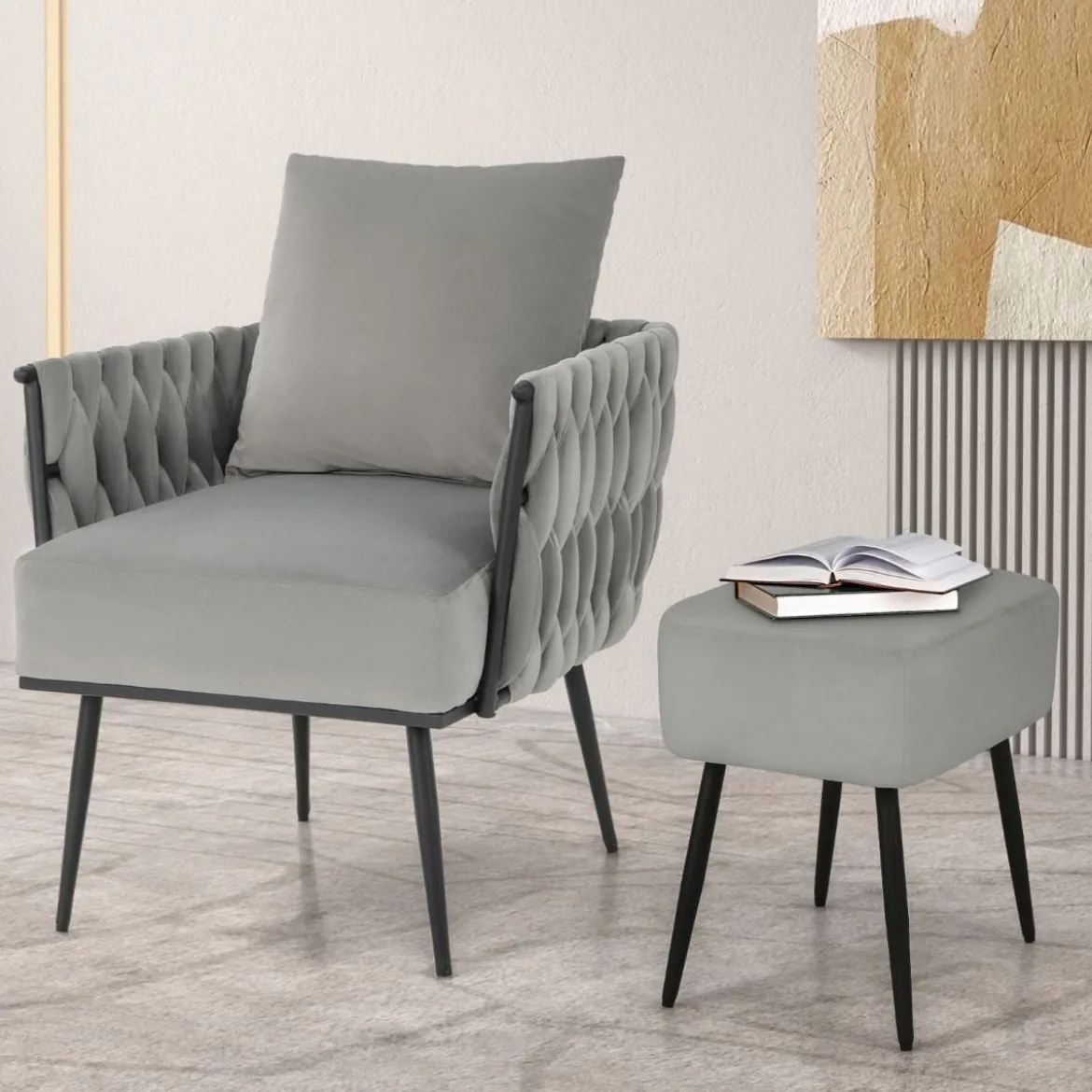 Ohrensessel mit Hocker Sessel mit weichem Kissen geflochtener Rückenlehne 58 cm Sitztiefe Grau