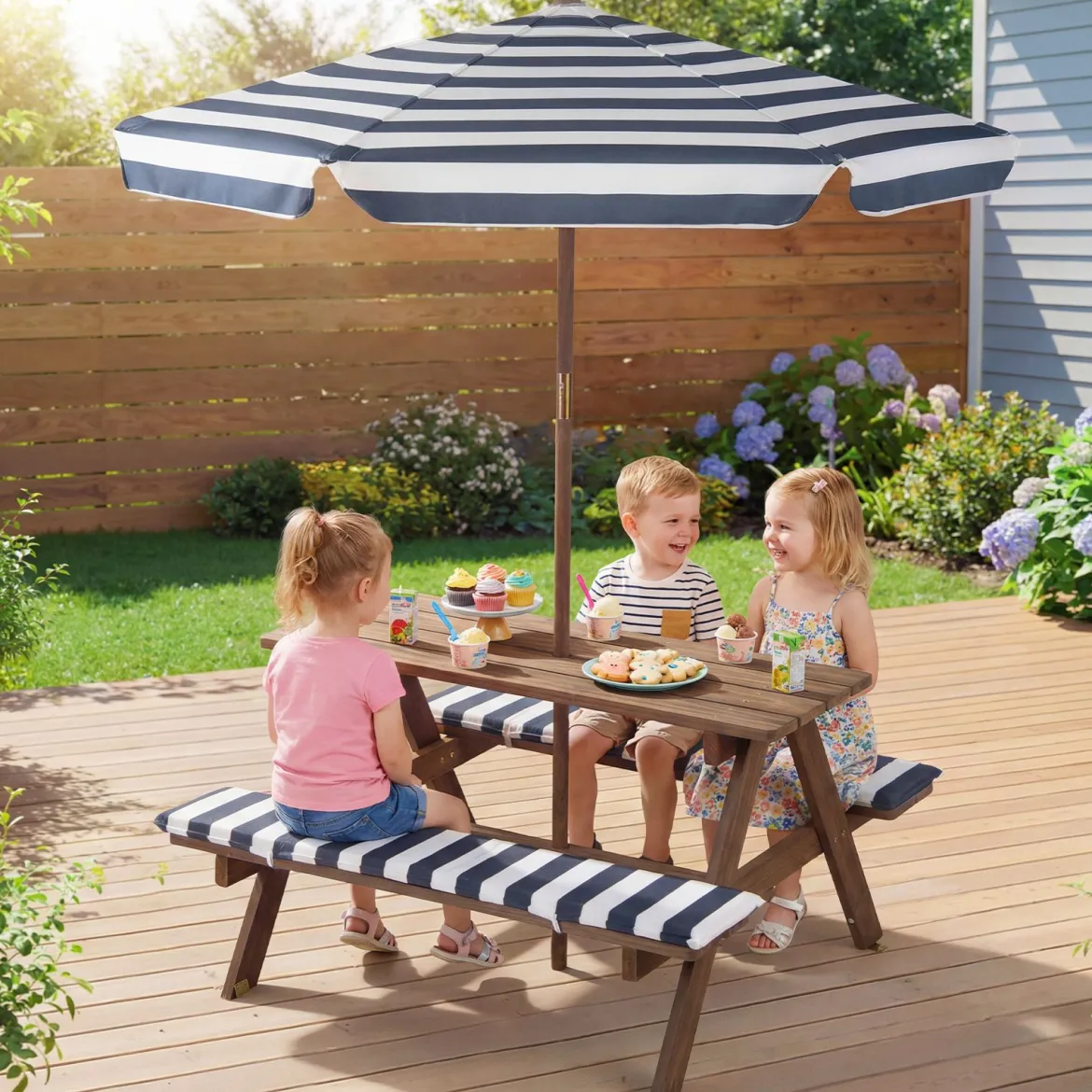Outdoor Kindersitzgruppe mit Höhenverstellbarem & Abnehmbarem Sonnenschirm Kindersitzgarnitur
