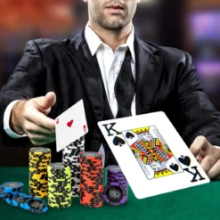 Pokerset mit 500 Laser-Chips & 2 Spielkarten & 5 Würfeln & 3 Händler-Chips & 2 Schlüsseln Pokerkoffer