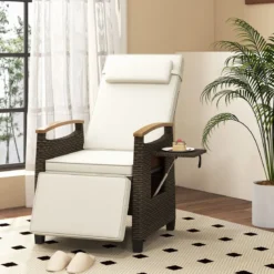 Relaxliege Rattan Liegesessel mit weichen Kissen Verstellbarer Rückenlehne und Fußstütze Liegestuhl Weiß/Grau