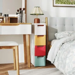 Schmaler Badezimmerschrank mit 4 Schubladen & Rädern Nischenregal Badschrank Bunt