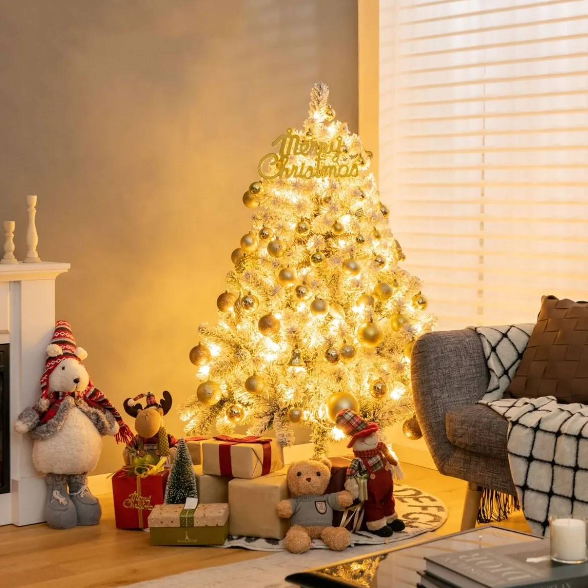 Schneebeflockter Weihnachtsbaum mit 295 Spitzen und 150 Warmweißen LED-Leuchten 137 cm
