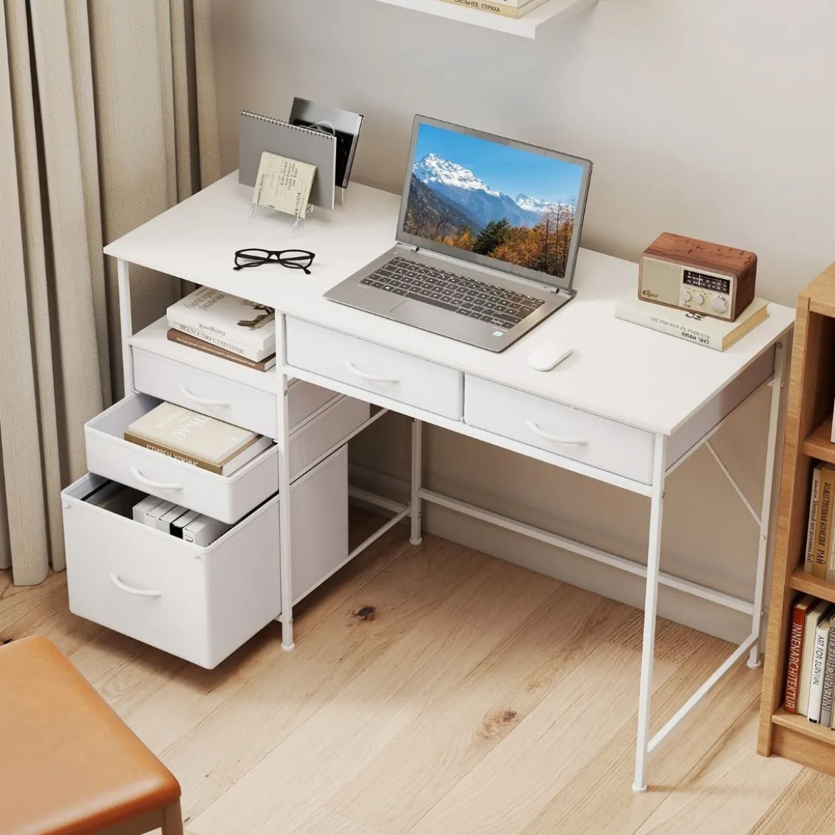 Schreibtisch mit 5 Stoffschubladen Computertisch mit Regal PC Tisch für kleine Räume Weiß