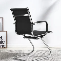 Set aus 8 Bürostühlen Moderne Konferenzstühle mit Mittlerer Rückenlehne & Kufengestell Schwarz