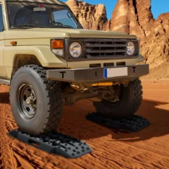 2 Stücke Anfahrhilfe Sandbleche Offroad Reifenleiter für Sand/Schlamm/Schnee 10 Tonnen Schwarz