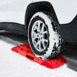 2 Stücke Anfahrhilfe Sandbleche Offroad Reifenleiter für Sand/Schlamm/Schnee 10 Tonnen Rot