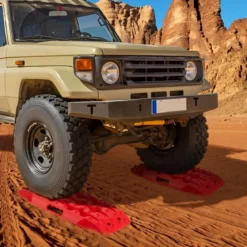 2 Stücke Anfahrhilfe Sandbleche Offroad Reifenleiter für Sand/Schlamm/Schnee 10 Tonnen Rot