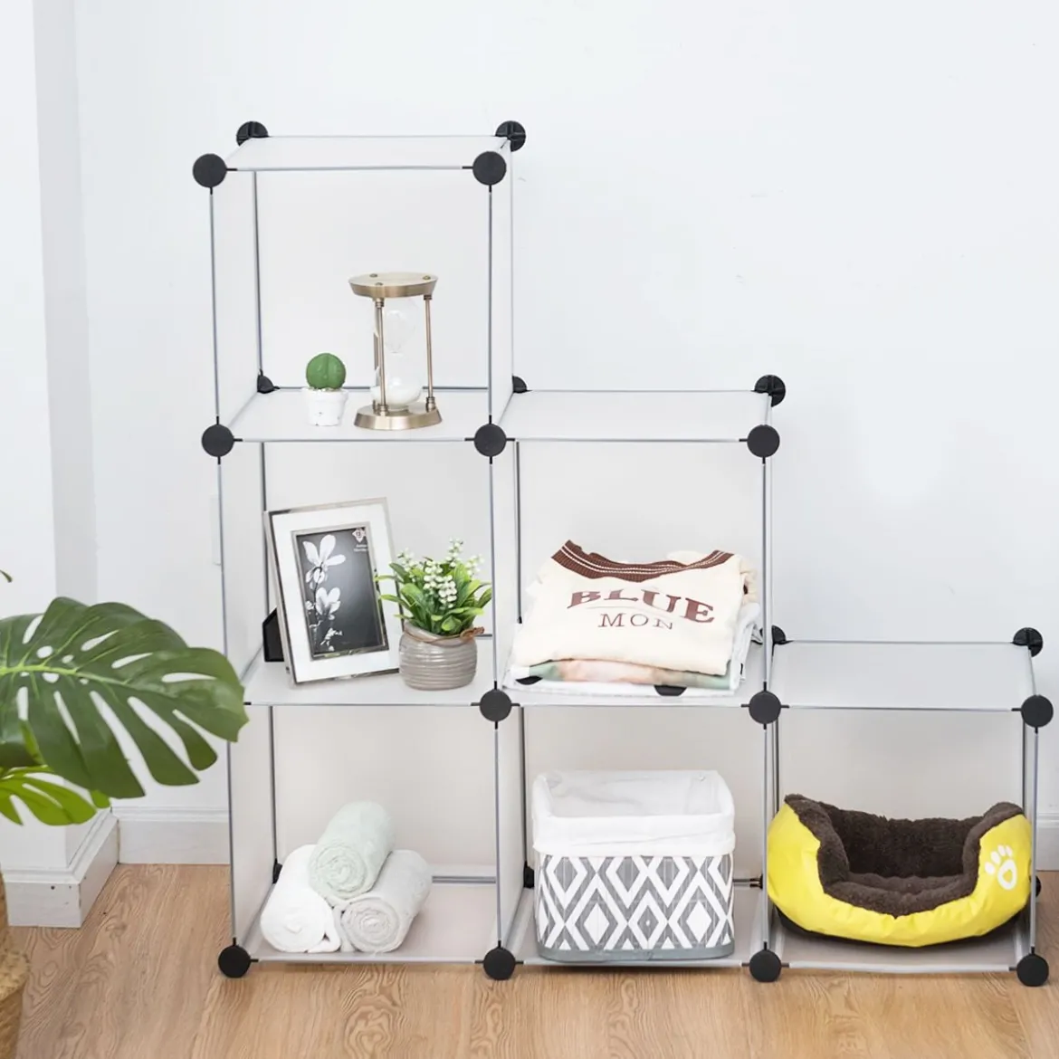Steckregal aus 6 Würfel DIY Würfelregal stapelbar aus Kunststoff Regalsystem Stufenregal Weiß