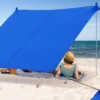 Strandzelt 230 x 200 cm UPF 50+ Sonnenzelt mit Sandankern Sandsäcken und 2 Stützstangen Blau