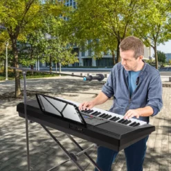 61 Tastatur Elektrisches Keyboard mit Notenständer Mikrofon Digital Piano